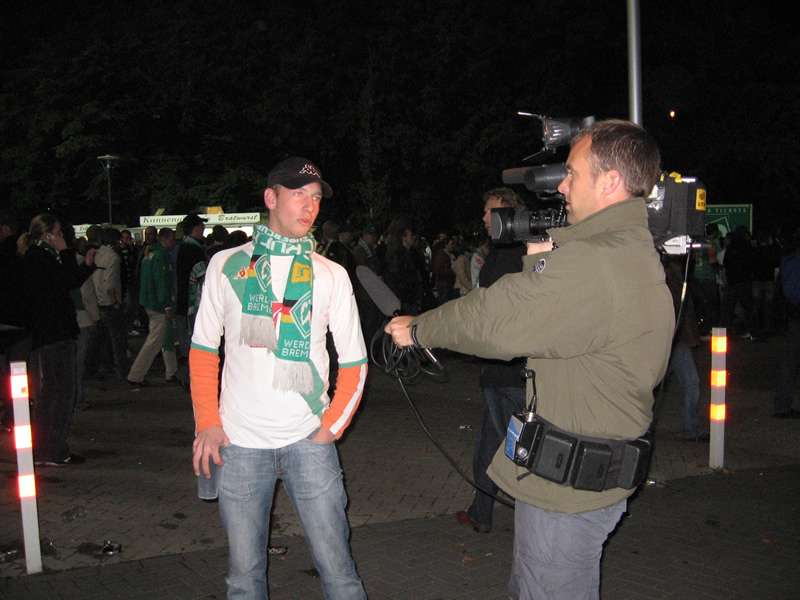 Warum fragt man Colin was???