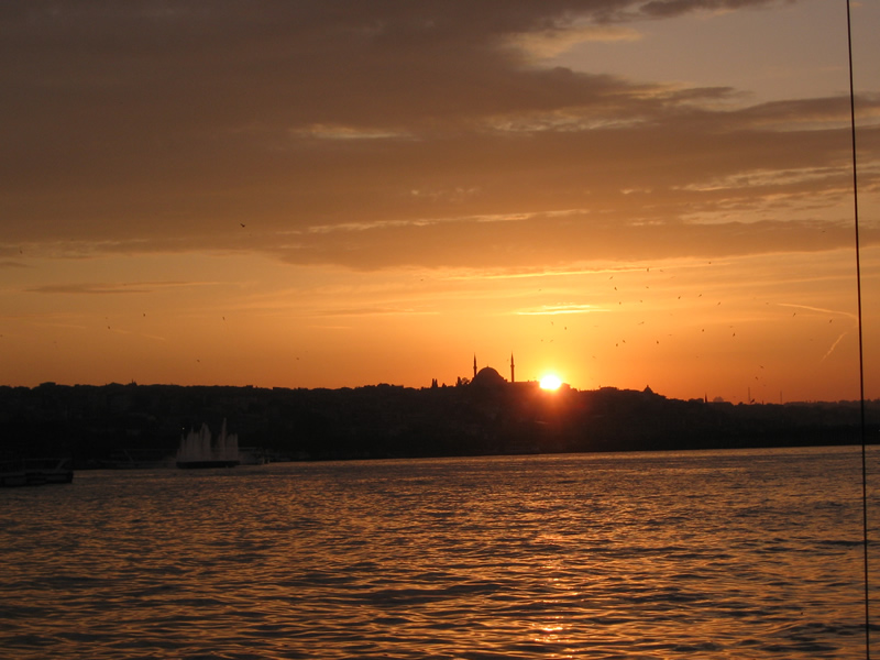 Uns tsch&uuml;&szlig;!