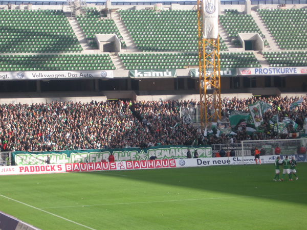 Fussball ist für alle. Bewahrt die...