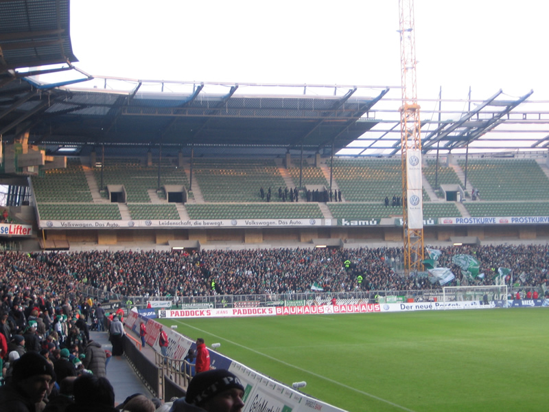 Ost mit etwas Dach