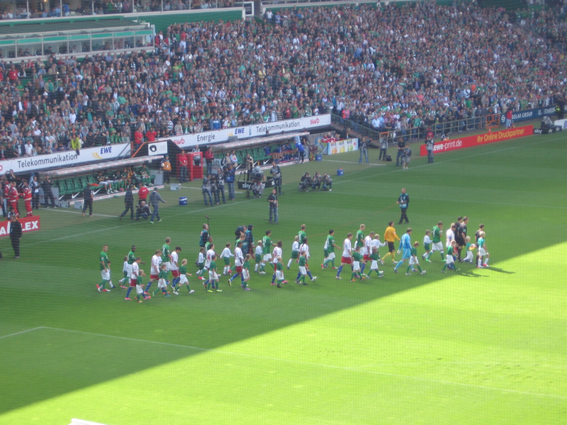 15:28 Uhr