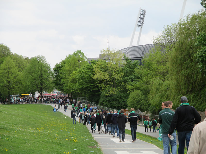 Alles Richtung Stadion